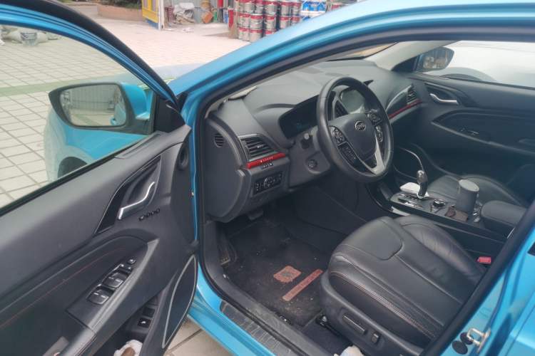 Used BYD Qin New Energy 2014 1.5T Flagship Model Driver Seat