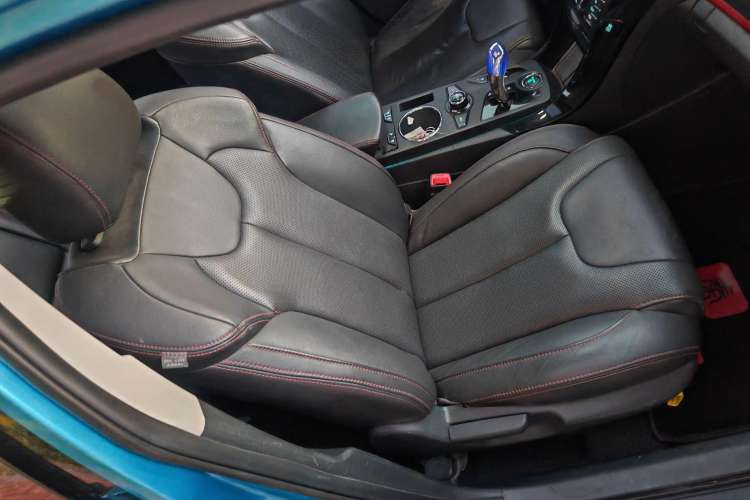 Used BYD Qin New Energy 2014 1.5T Cool Black Knight Flagship Model Interior 5