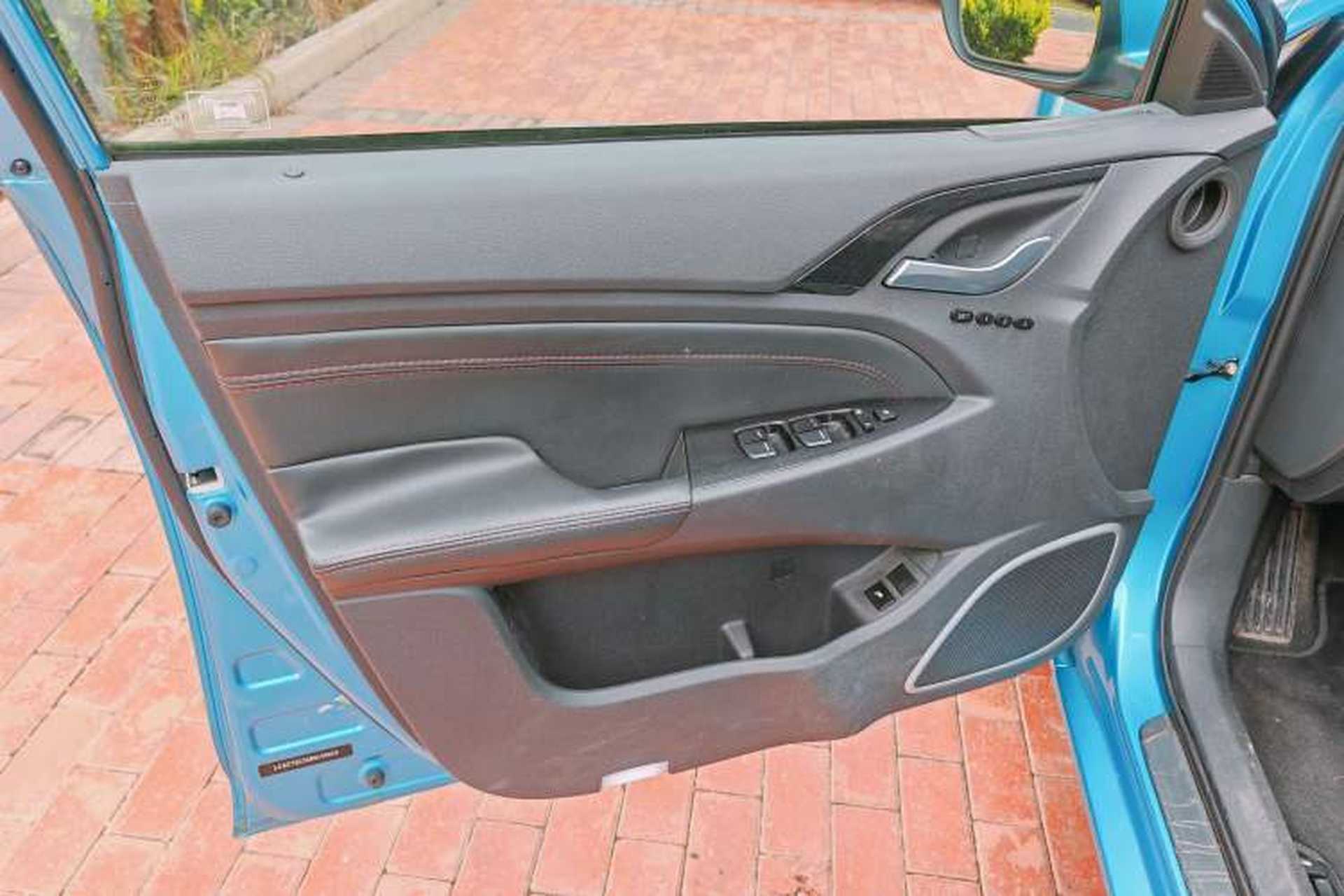 Used BYD Qin New Energy 2014 1.5T Cool Black Knight Flagship Model Interior 8