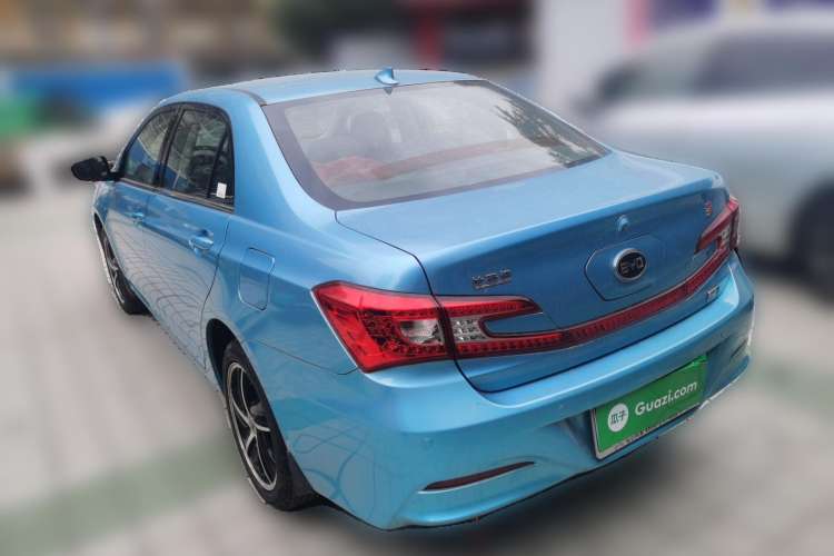 Used BYD Qin New Energy 2014 1.5T Flagship Model Rear Left 45 Deg