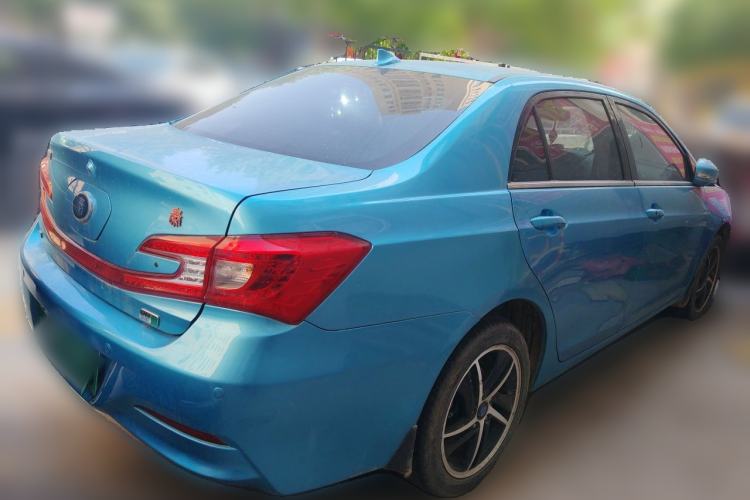 Used BYD Qin New Energy 2014 1.5T Flagship Model Rear Right 45 Deg