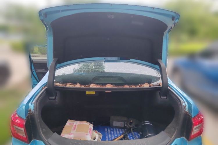 Used BYD Qin New Energy 2014 1.5T Flagship Model Trunk