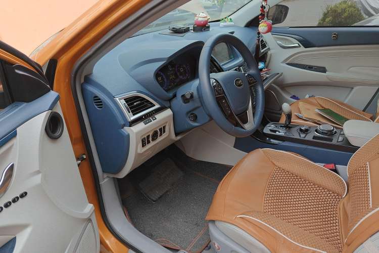 Used BYD Qin New Energy 2014 1.5T Flagship Model Driver Seat