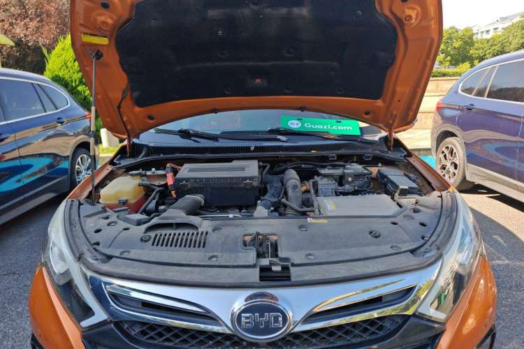 Used BYD Qin New Energy 2014 1.5T Flagship Model Engine Bay
