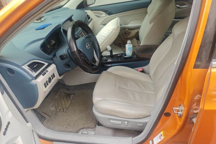 Used BYD Qin New Energy 2014 1.5T Flagship Model Left Front Seat