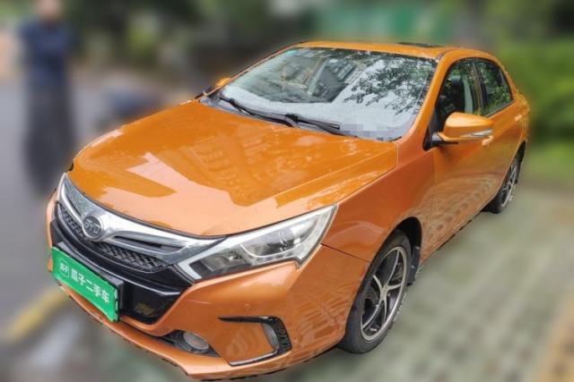 Used BYD Qin New Energy 2014 1.5T Cool Black Knight Flagship Model