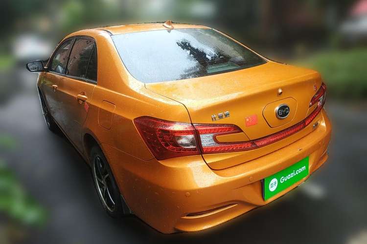 Used BYD Qin New Energy 2014 1.5T Cool Black Knight Flagship Model Rear Left 45 Deg