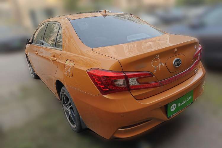Used BYD Qin New Energy 2014 1.5T Flagship Model Rear Left 45 Deg