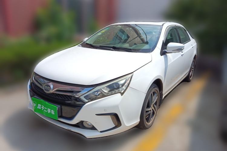 Used BYD Qin New Energy 2014 1.5T Cool Black Knight Flagship Model Guazi used car, China used car export, Used car for sale, Used  cars, Cheapest cars for sale