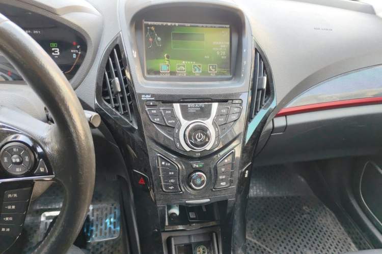 Used BYD Qin New Energy 2014 1.5T Flagship Model Audio And AC Panel
