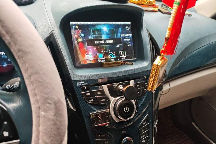 Used BYD Qin New Energy 2014 1.5T Flagship Model Audio And AC Panel