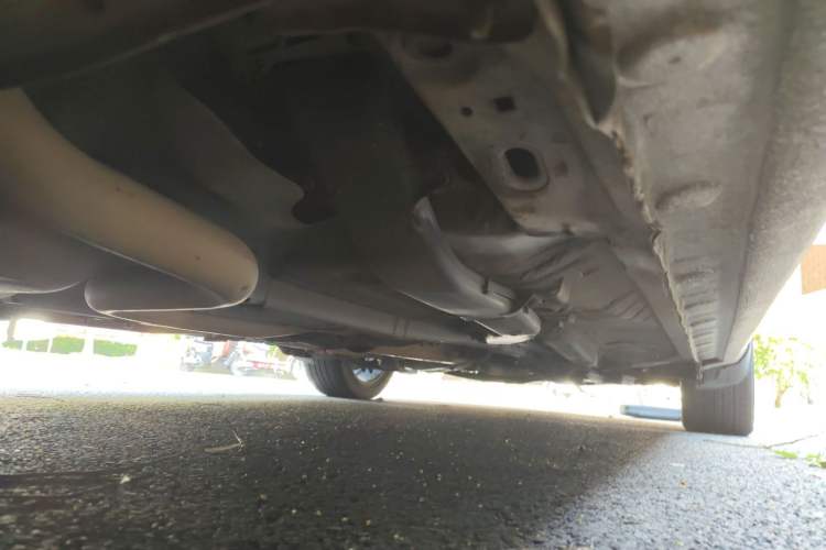 Used BYD Qin New Energy 2014 1.5T Flagship Model Chassis Front Right
