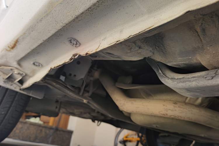 Used BYD Qin New Energy 2014 1.5T Flagship Model Chassis Rear Right