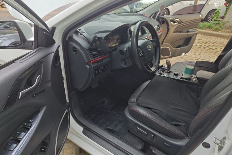 Used BYD Qin New Energy 2014 1.5T Flagship Model Driver Seat