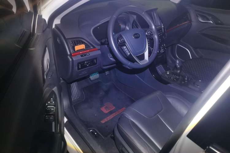 Used BYD Qin New Energy 2014 1.5T Flagship Model Driver Seat