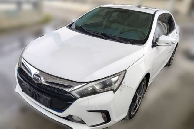 Gebrauchter BYD Qin New Energy 2014 1.5T Flagship Model