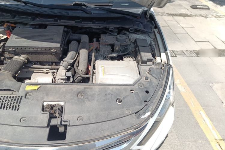 Used BYD Qin New Energy 2014 1.5T Flagship Model Engine Bay Left