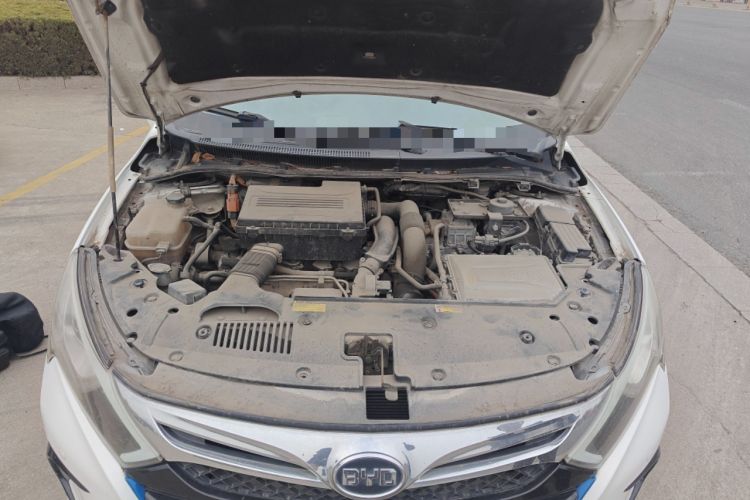 Used BYD Qin New Energy 2014 1.5T Flagship Model Engine Bay