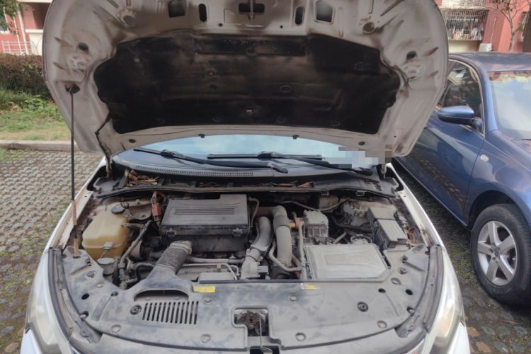 Used BYD Qin New Energy 2014 1.5T Flagship Model Engine Bay