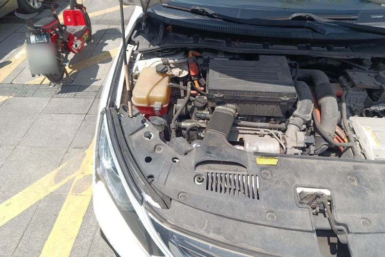Used BYD Qin New Energy 2014 1.5T Flagship Model Engine Bay Right