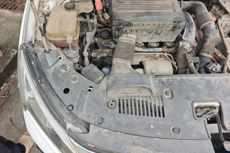 Used BYD Qin New Energy 2014 1.5T Flagship Model Engine Bay Right