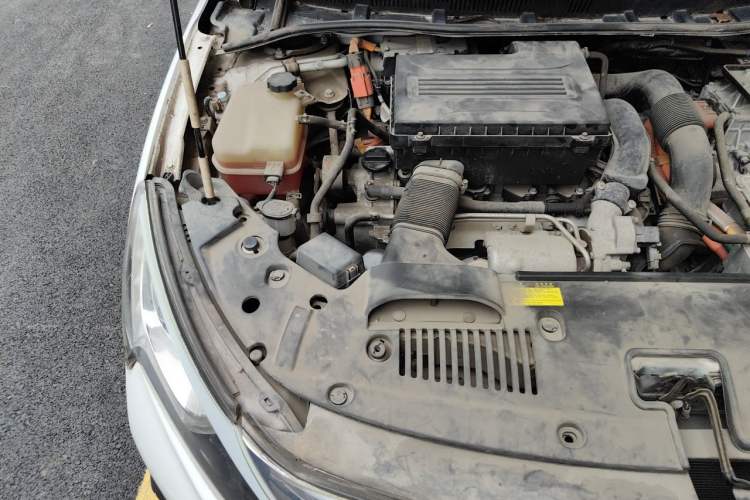 Used BYD Qin New Energy 2014 1.5T Cool Black Knight Flagship Model Engine Bay Right