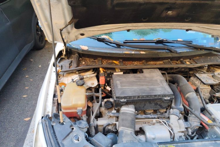 Used BYD Qin New Energy 2014 1.5T Flagship Model Engine Bay Right