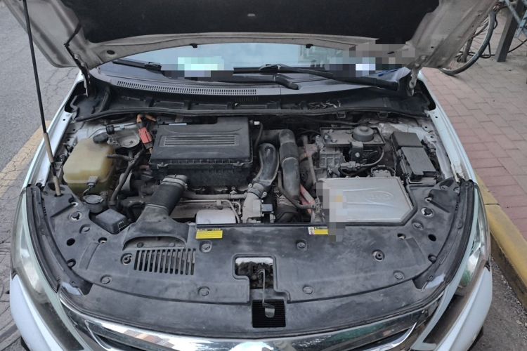 Used BYD Qin New Energy 2014 1.5T Flagship Model Engine Bay