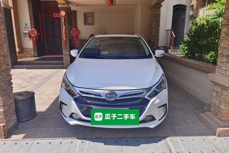 Used BYD Qin New Energy 2014 1.5T Flagship Model Front