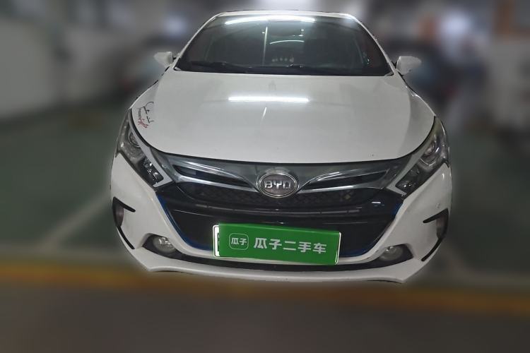 Used BYD Qin New Energy 2014 1.5T Cool Black Knight Flagship Model Front