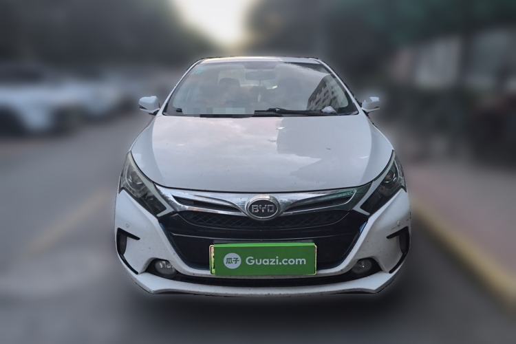 Used BYD Qin New Energy 2014 1.5T Flagship Model Front