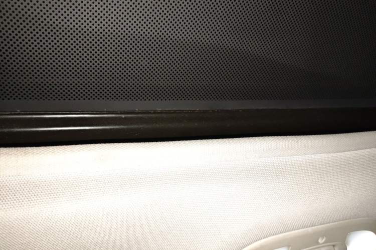 Used BYD Qin New Energy 2014 1.5T Flagship Model Headliner