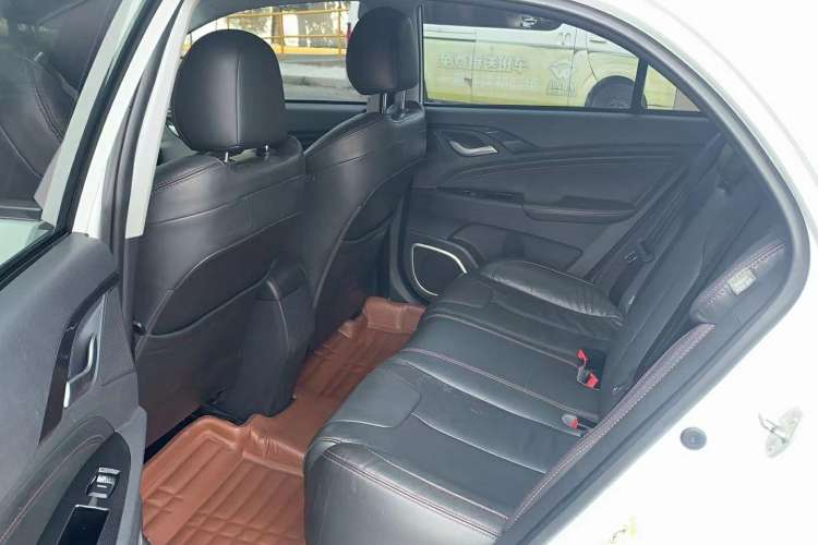 Used BYD Qin New Energy 2014 1.5T Cool Black Knight Flagship Model Interior 4