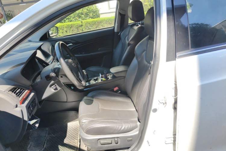 Used BYD Qin New Energy 2014 1.5T Flagship Model Left Front Seat
