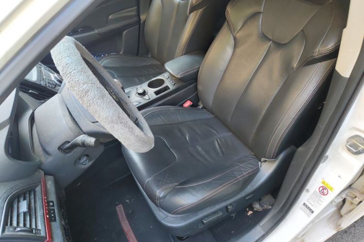Used BYD Qin New Energy 2014 1.5T Flagship Model Left Front Seat