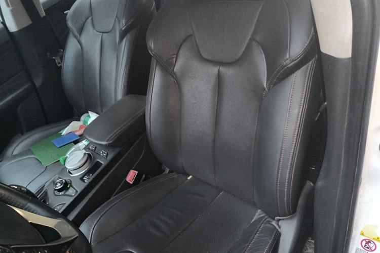 Used BYD Qin New Energy 2014 1.5T Flagship Model Left Front Seat