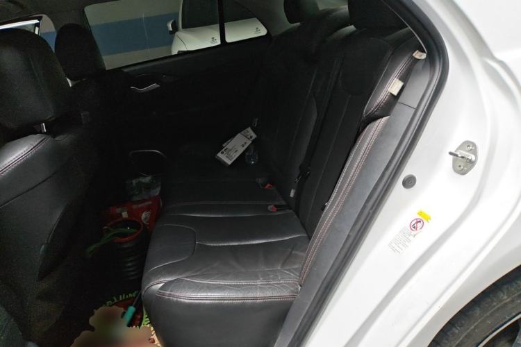 Used BYD Qin New Energy 2014 1.5T Flagship Model Left Rear Seat
