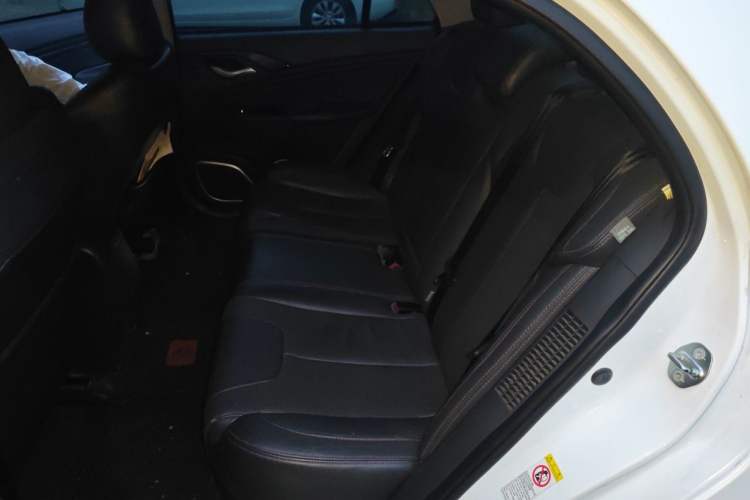 Used BYD Qin New Energy 2014 1.5T Flagship Model Left Rear Seat