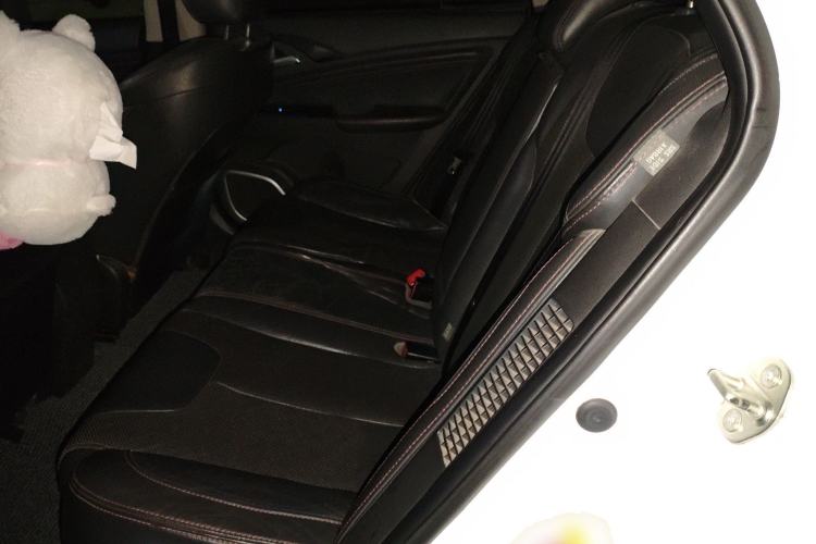 Used BYD Qin New Energy 2014 1.5T Flagship Model Left Rear Seat