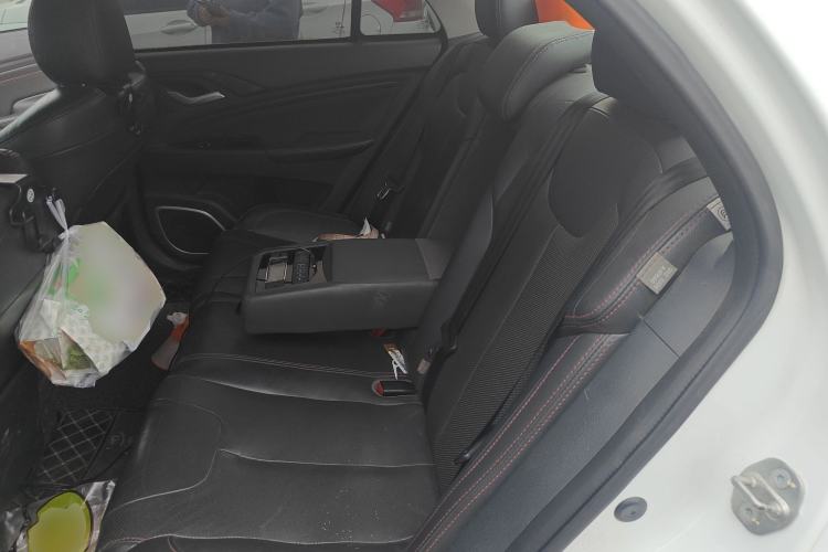 Used BYD Qin New Energy 2014 1.5T Flagship Model Left Rear Seat