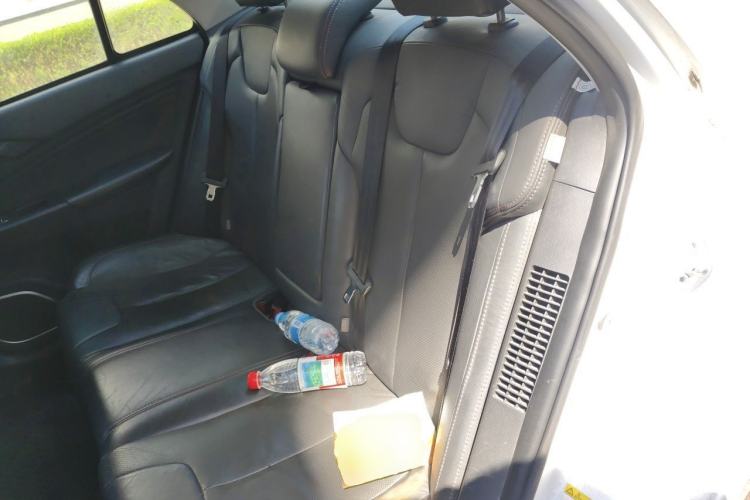 Used BYD Qin New Energy 2014 1.5T Flagship Model Left Rear Seat