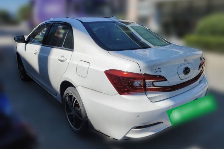 Used BYD Qin New Energy 2014 1.5T Flagship Model Rear Left 45 Deg