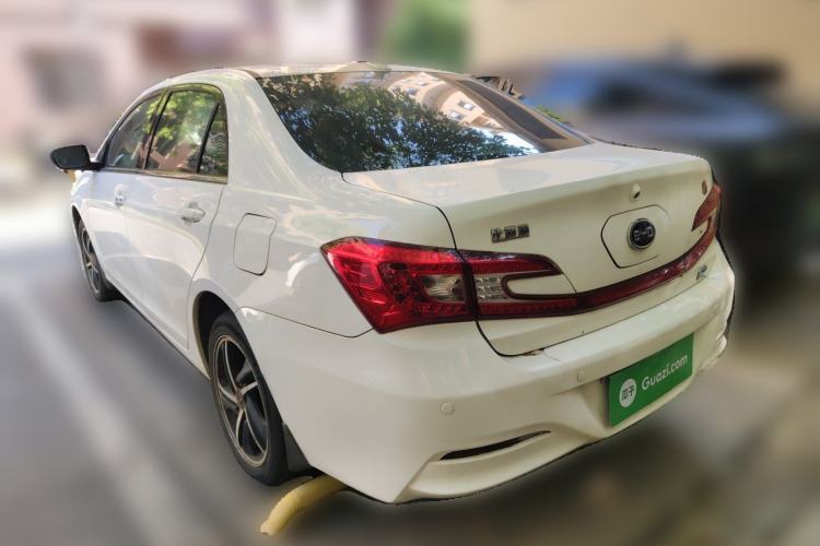 Used BYD Qin New Energy 2014 1.5T Flagship Model Rear Left 45 Deg
