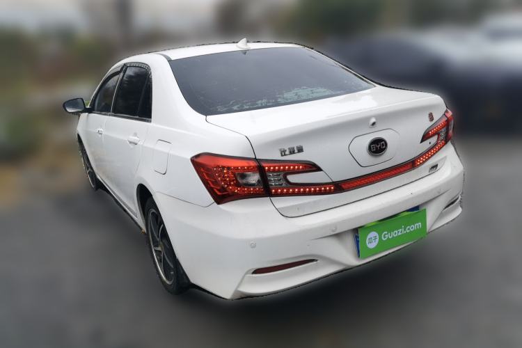Used BYD Qin New Energy 2014 1.5T Flagship Model Rear Left 45 Deg