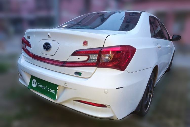 Used BYD Qin New Energy 2014 1.5T Flagship Model Rear Right 45 Deg