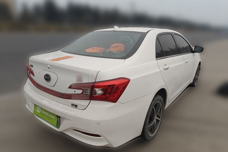 Used BYD Qin New Energy 2014 1.5T Flagship Model Rear Right 45 Deg