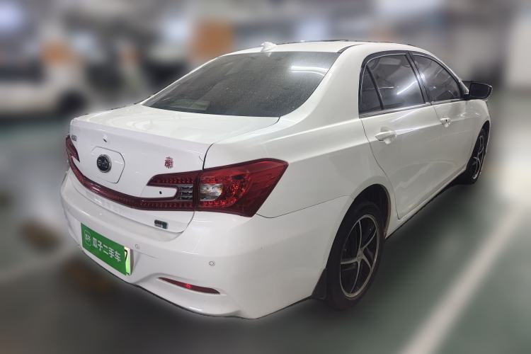 Used BYD Qin New Energy 2014 1.5T Cool Black Knight Flagship Model Rear Right 45 Deg