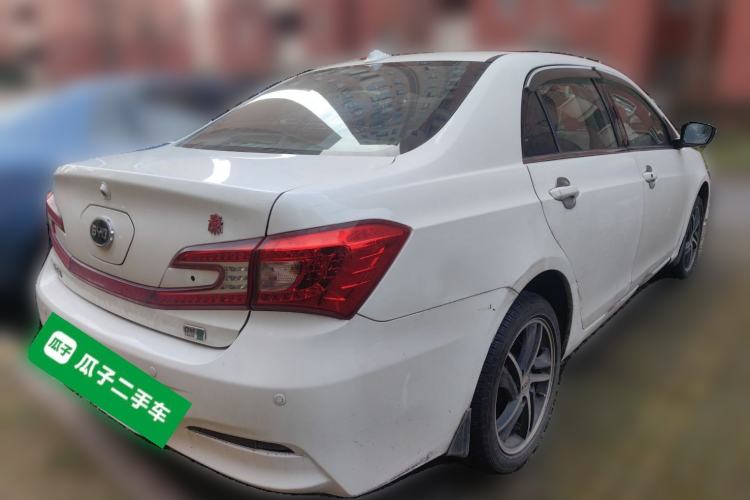 Used BYD Qin New Energy 2014 1.5T Flagship Model Rear Right 45 Deg