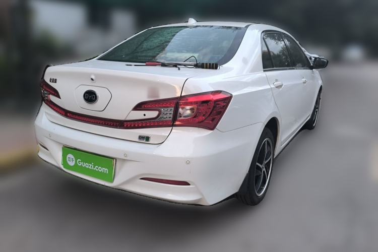 Used BYD Qin New Energy 2014 1.5T Flagship Model Rear Right 45 Deg