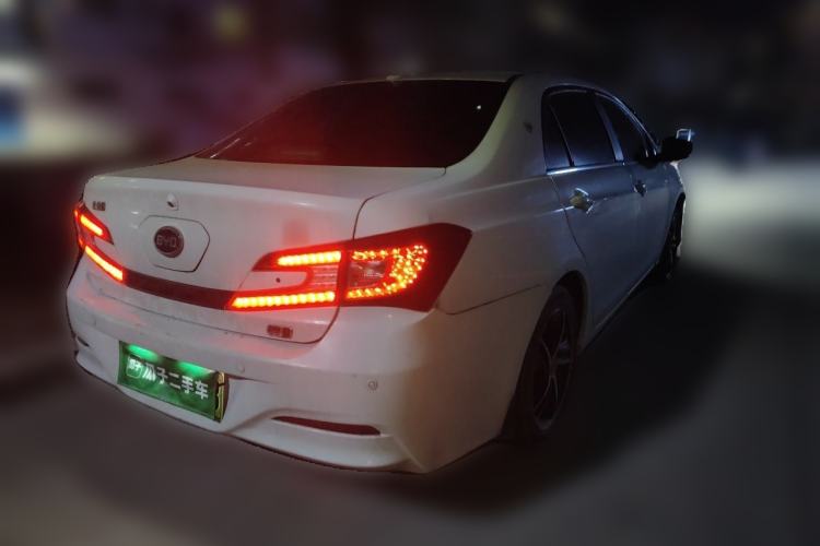 Used BYD Qin New Energy 2014 1.5T Flagship Model Rear Right 45 Deg